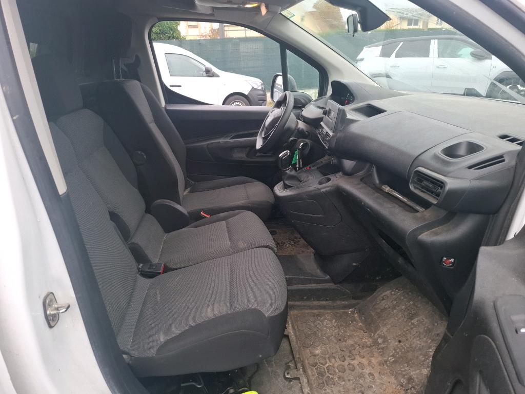 Peugeot PARTNER FOURGON STANDARD 650 KG BLUEHDI 100 S&S BVM5 PREMIUM 2020