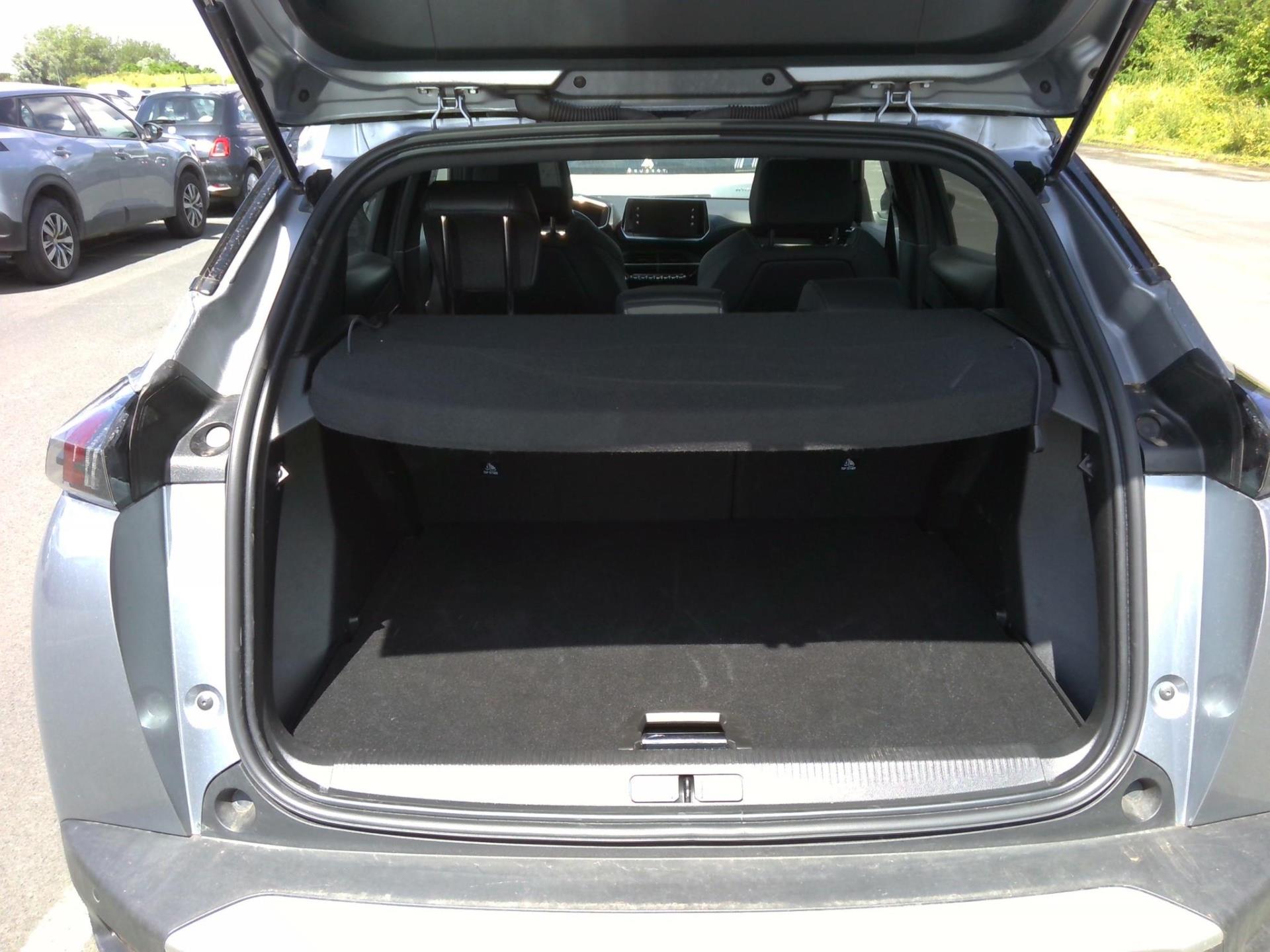 Peugeot 2008 Electrique 136 ch GT 2023