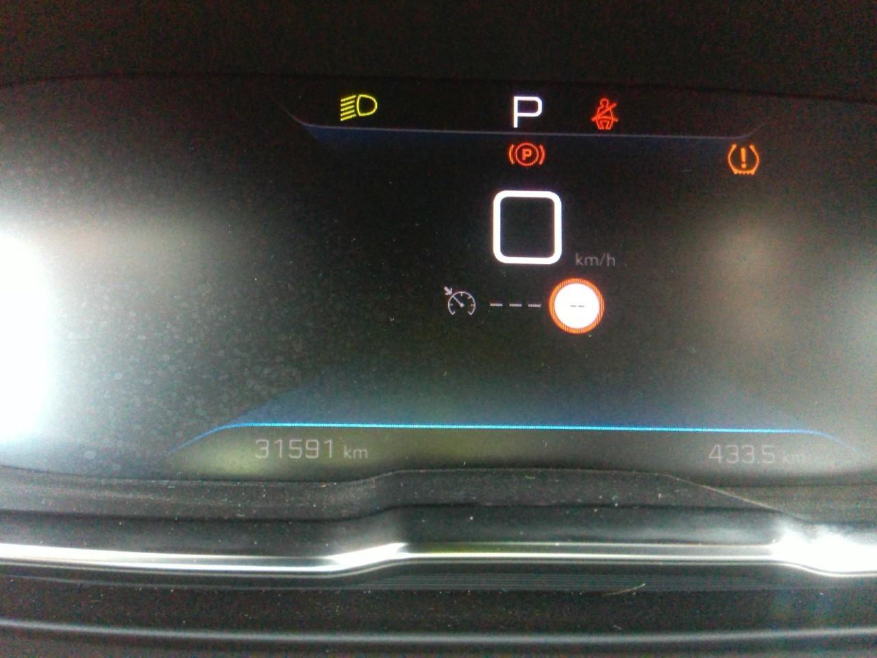 Foto Peugeot 3008 Hybrid 10