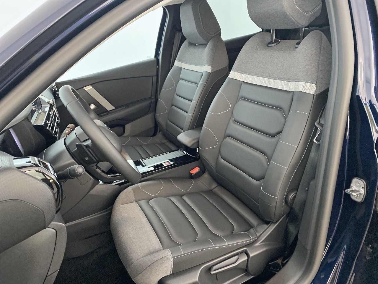 Citroen C4 PureTech 130 EAT8 Max 2024