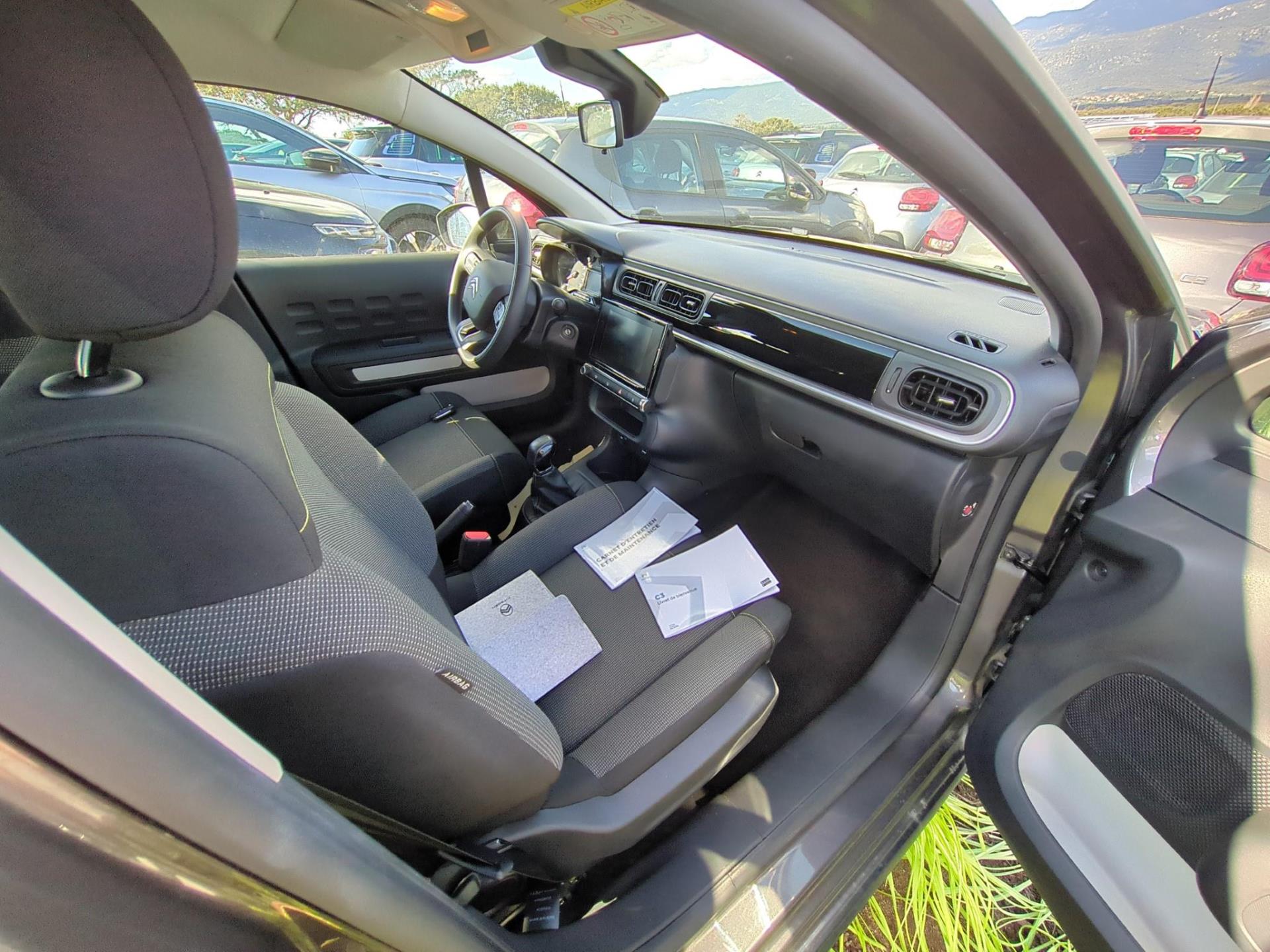 Citroen C3 PureTech 83 ch BVM5 Plus 2024