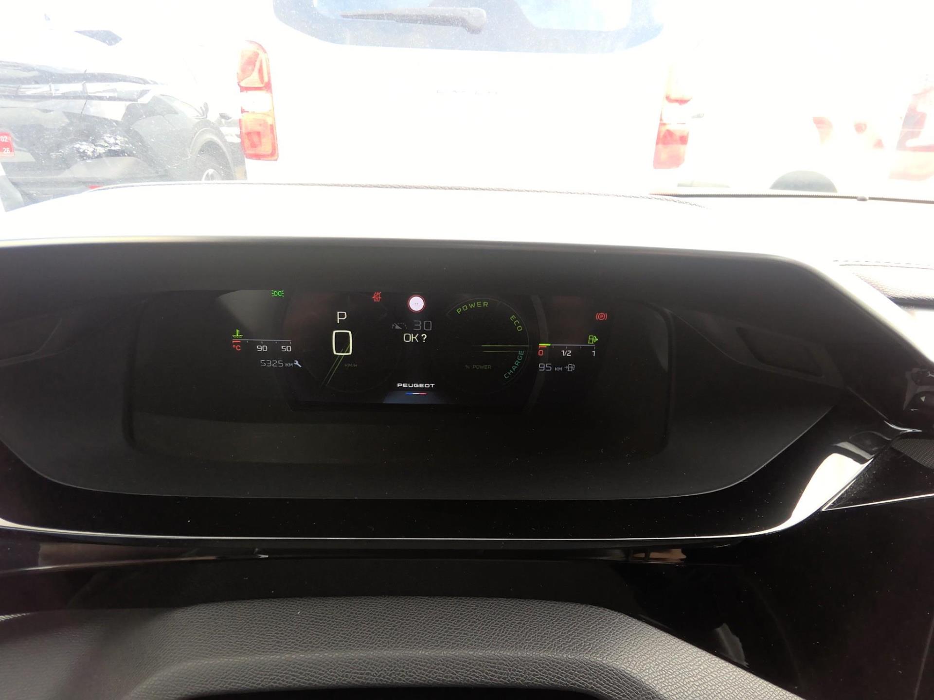 Peugeot 308 Hybrid 136 e-DCS6 GT 2024
