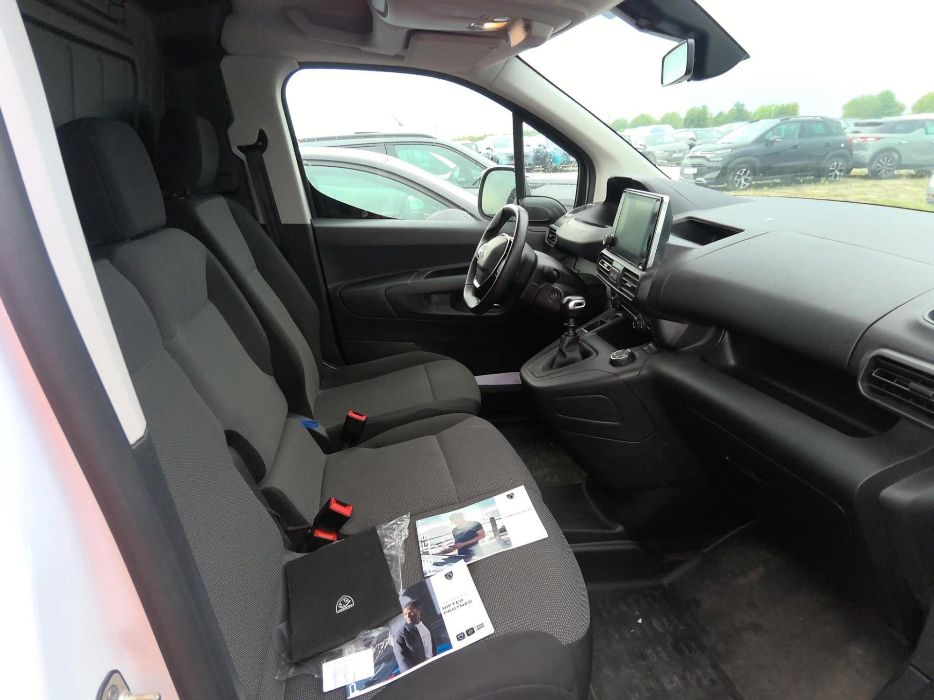 Peugeot PARTNER FOURGON XL 950 KG BLUEHDI 100 S&S BVM6 2023