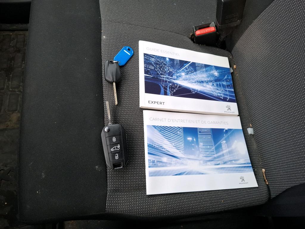 Peugeot EXPERT FGN TOLE STANDARD 2.0  BLUEHDI 120 S&S BVM6 PREMIUM 2018