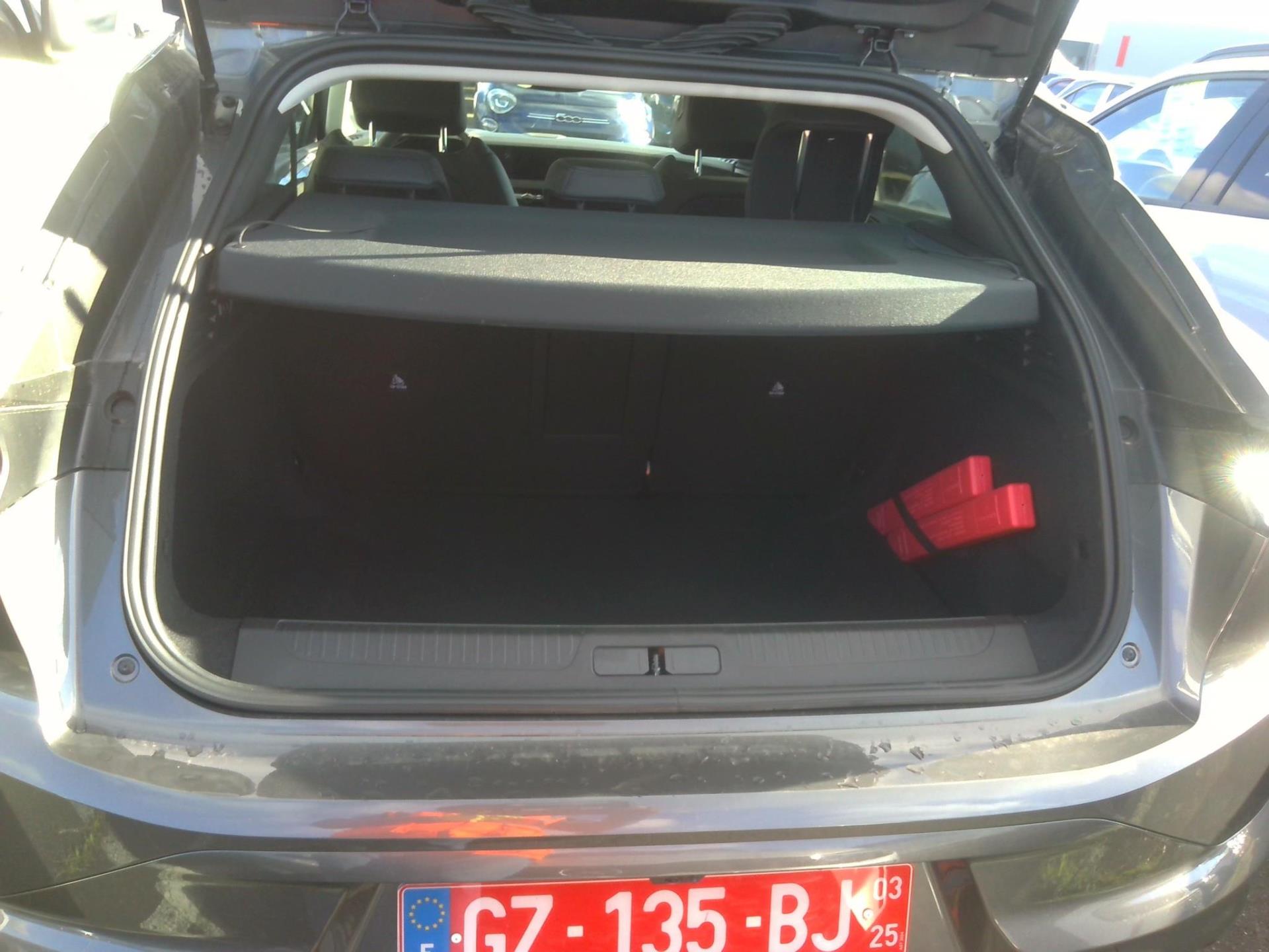 DS DS 4 BlueHDi 130 EAT8 Etoile - Alcantara 2024