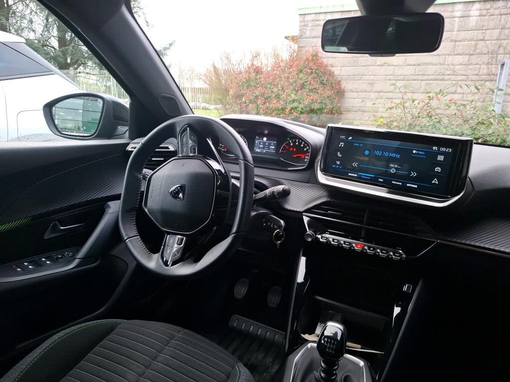 Peugeot 2008 PureTech 100 S&S BVM6 Active 2024