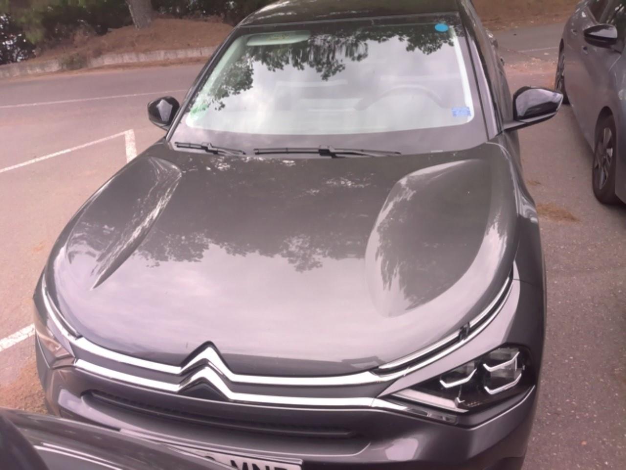 Foto Citroën C4 X 6