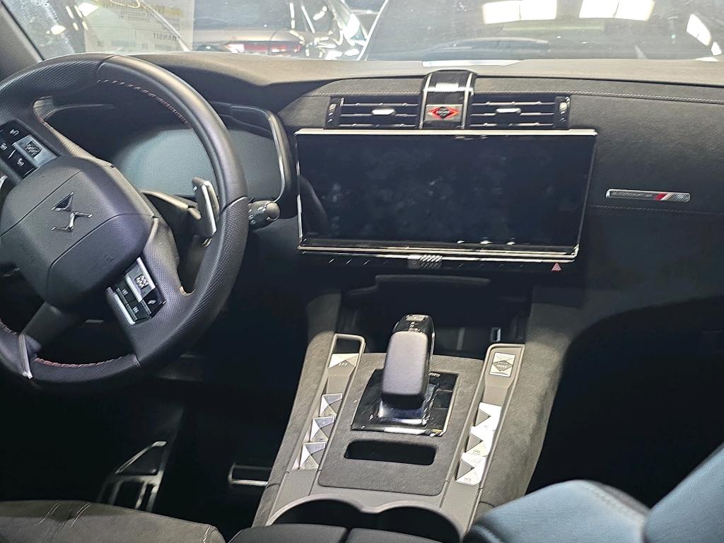 DS DS7 Crossback Hybride E-Tense 225 EAT8 Performance Line 2023