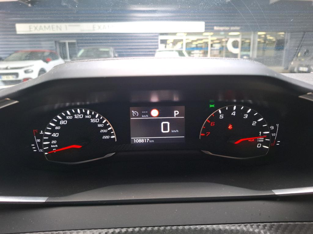 Peugeot 2008 BlueHDi 130 S&S EAT8 Allure 2021