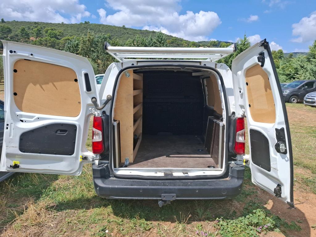 Peugeot PARTNER FOURGON STANDARD 650 KG BLUEHDI 100 S&S BVM5 ASPHALT 2020