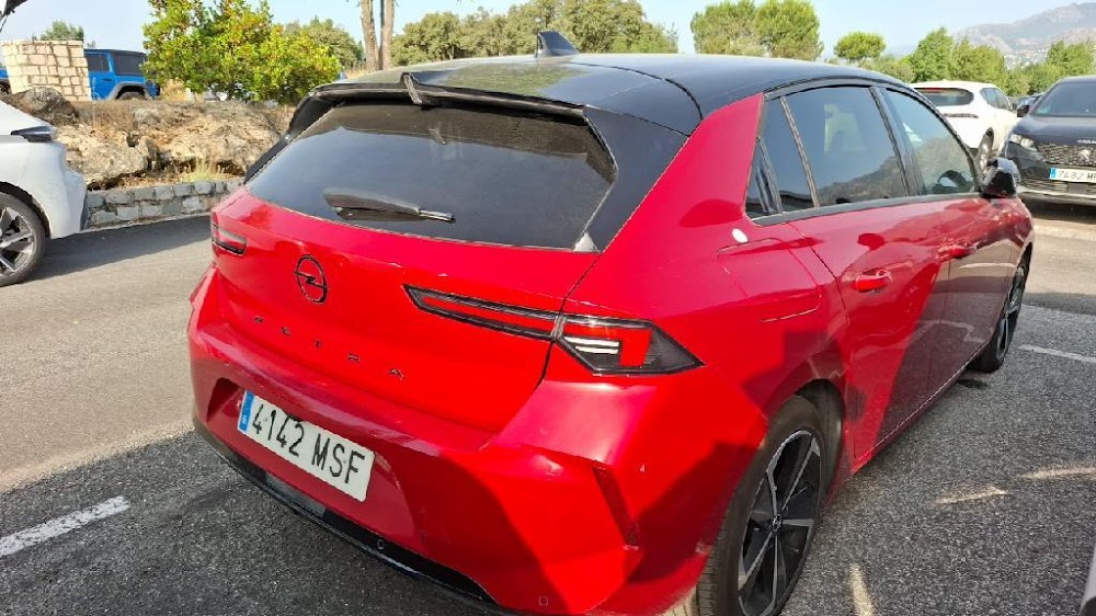 Foto Opel Astra 8