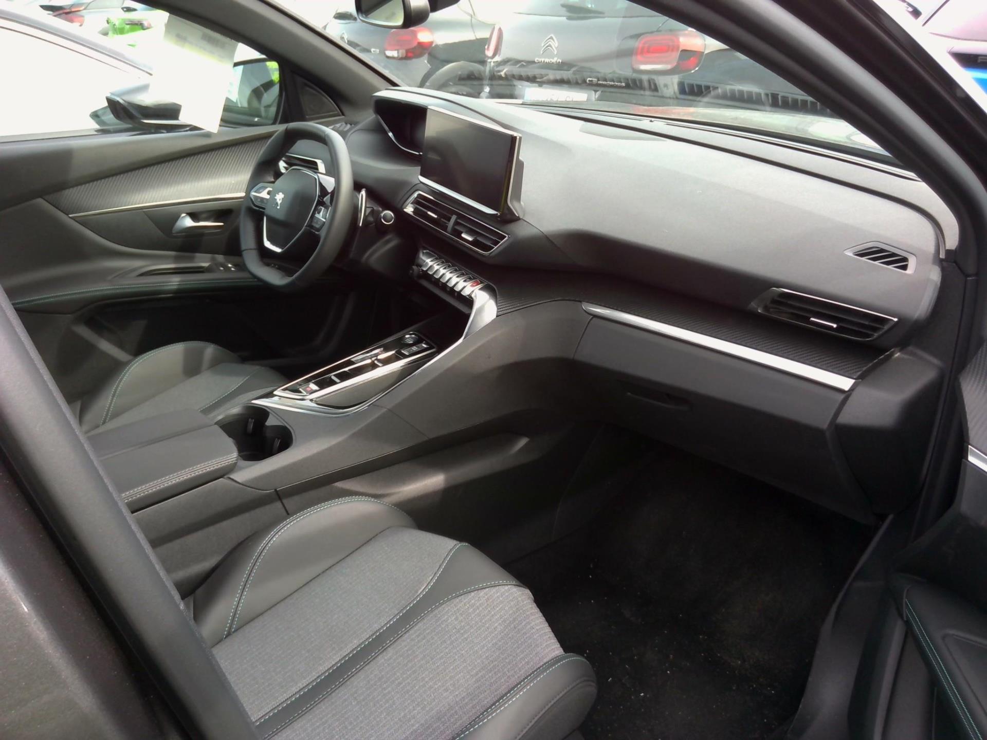 Peugeot 5008 BlueHDi 130ch S&S EAT8 Allure Pack 2024