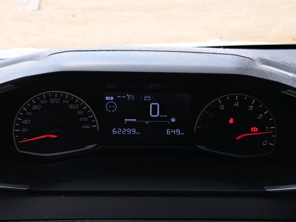 Peugeot 208 BLUEHDI 100 S&S BVM6 PREMIUM 2022