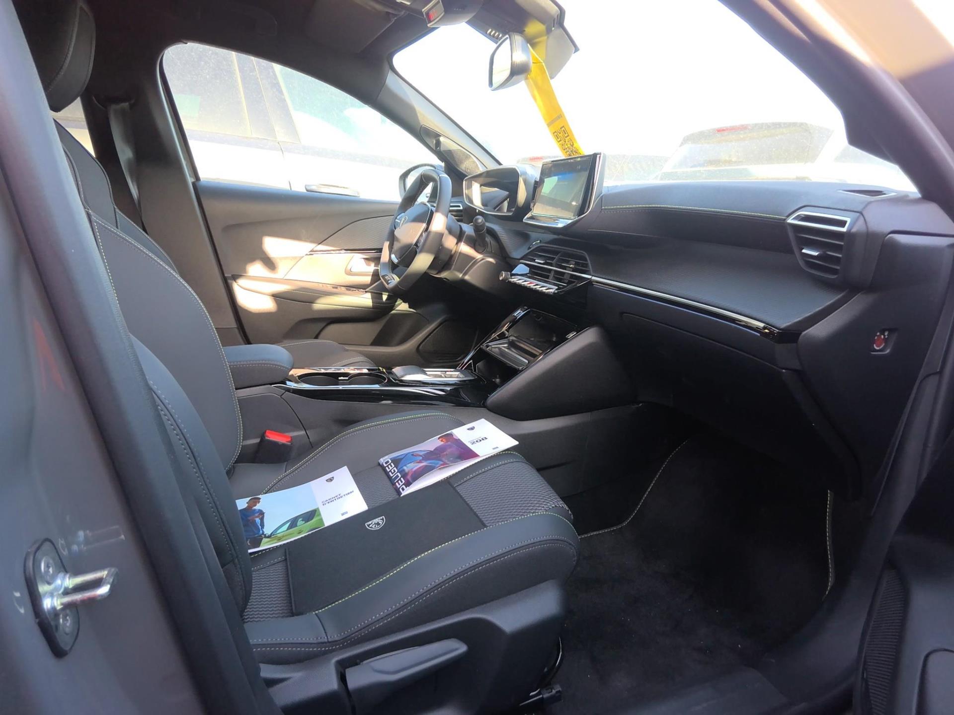 Peugeot 208 Hybrid 145 ch e-DCS6 GT 2026