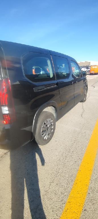 Foto Peugeot Rifter 4