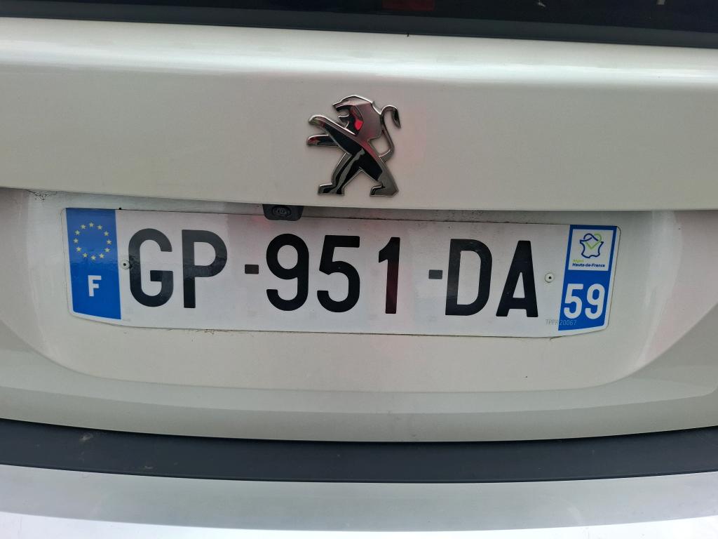 Peugeot 2008 PureTech 130 S&S BVM6 GT 2023