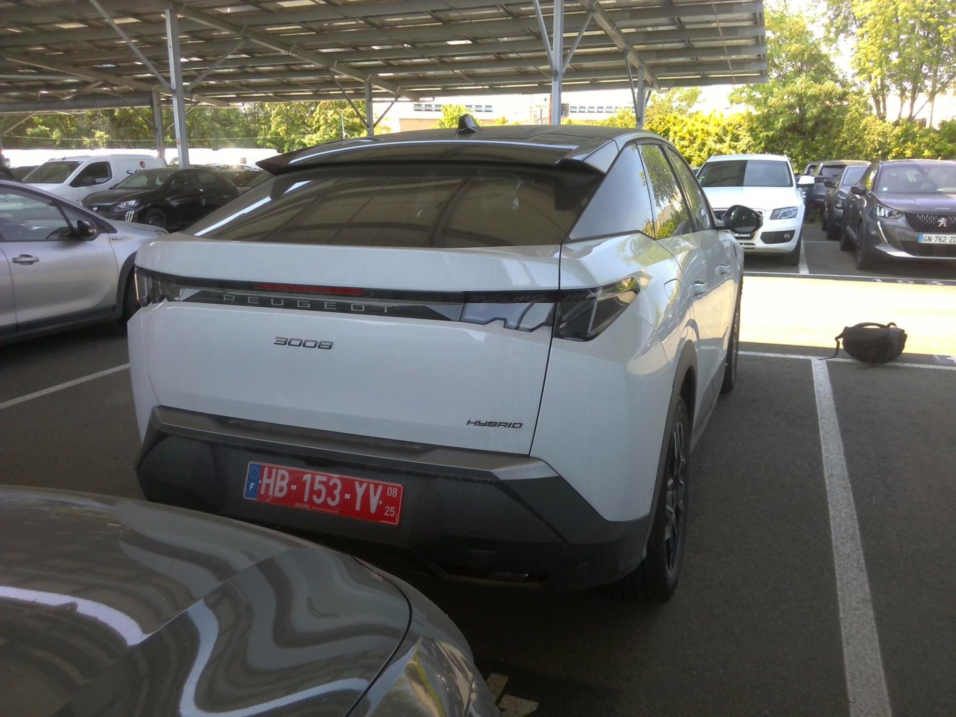 Peugeot 3008 Hybrid 136 e-DCS6 GT 2025