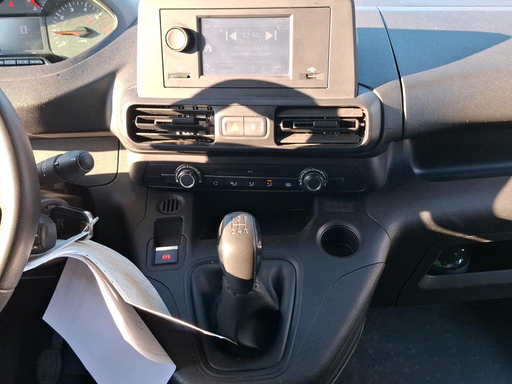 Peugeot PARTNER FOURGON STANDARD 650 KG BLUEHDI 100 S&S BVM5 PREMIUM 2021