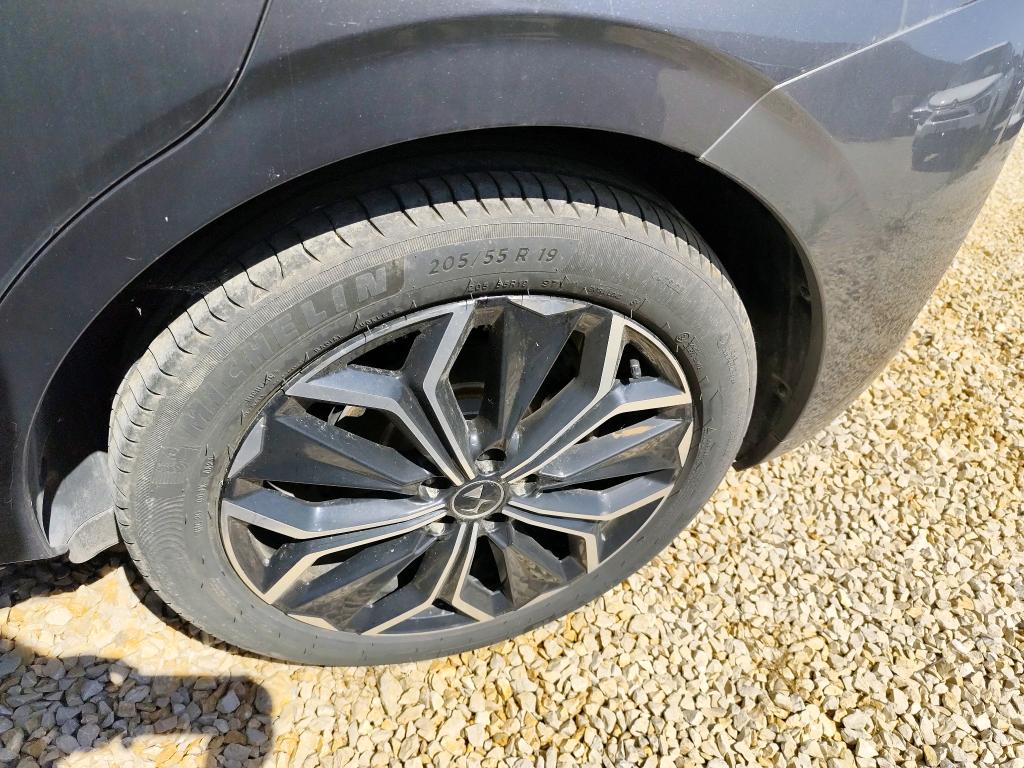 DS DS 4 Hybride E-Tense 225 EAT8 Rivoli 2023