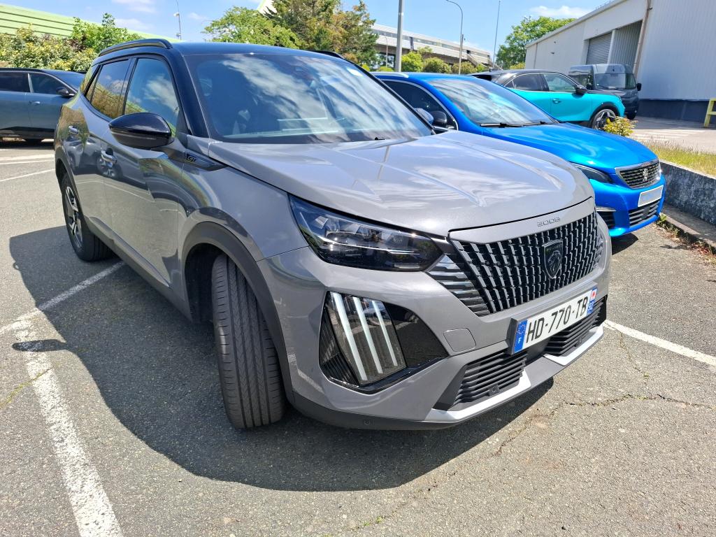 Peugeot 2008 Hybrid 145 e-DCS6 GT 2025