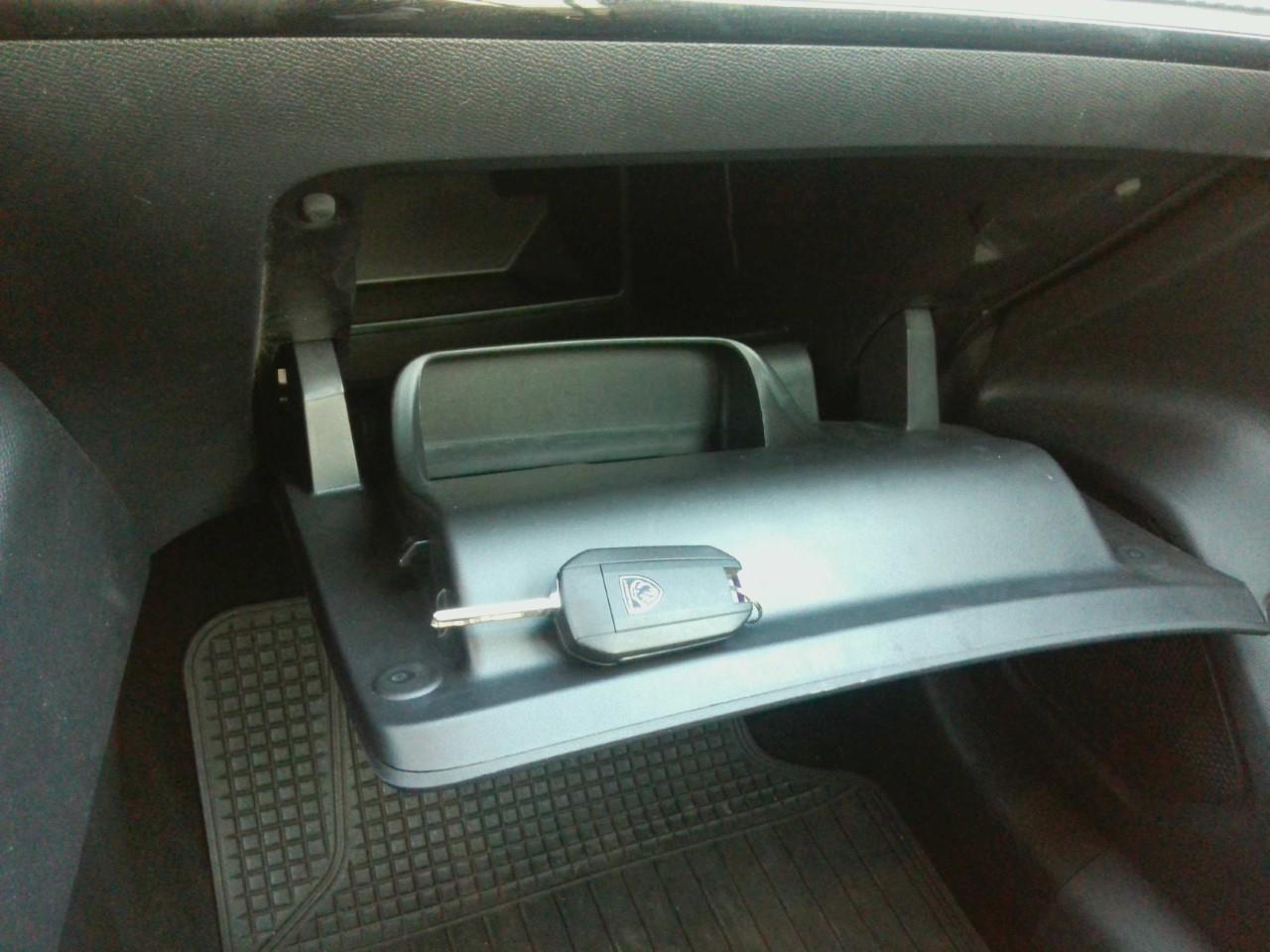 Foto Peugeot 308 8
