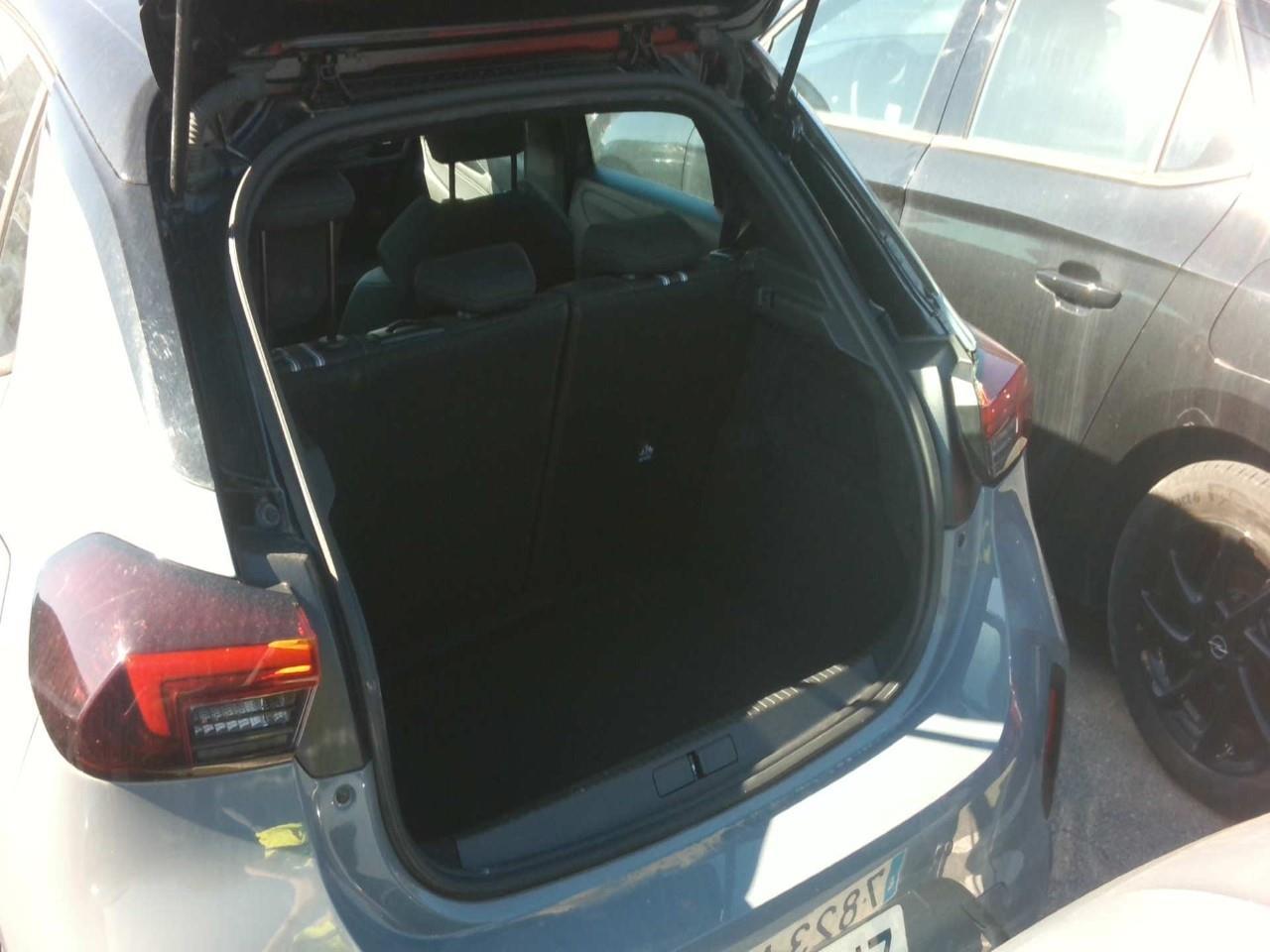 Foto Opel Corsa 11