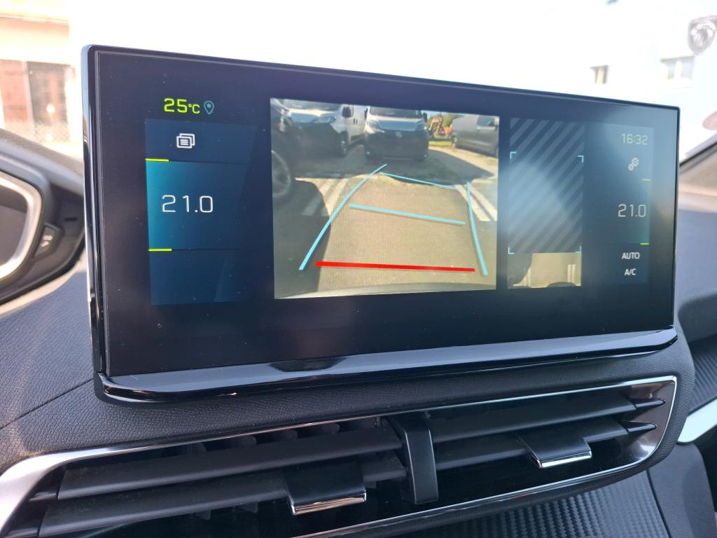 Peugeot 3008 Hybrid 225 e-EAT8 Active Pack 2022