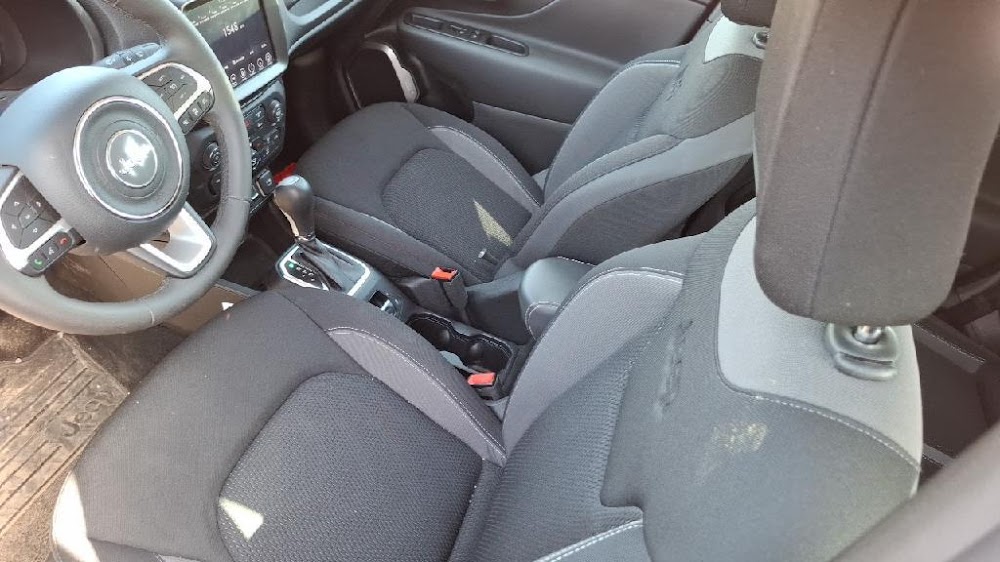 Foto Jeep Renegade 11