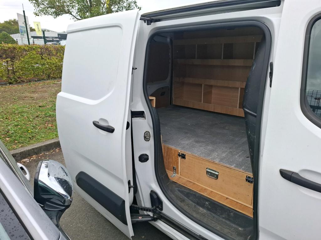 Peugeot PARTNER FOURGON STANDARD 650 KG BLUEHDI 100 S&S BVM5 PREMIUM 2021