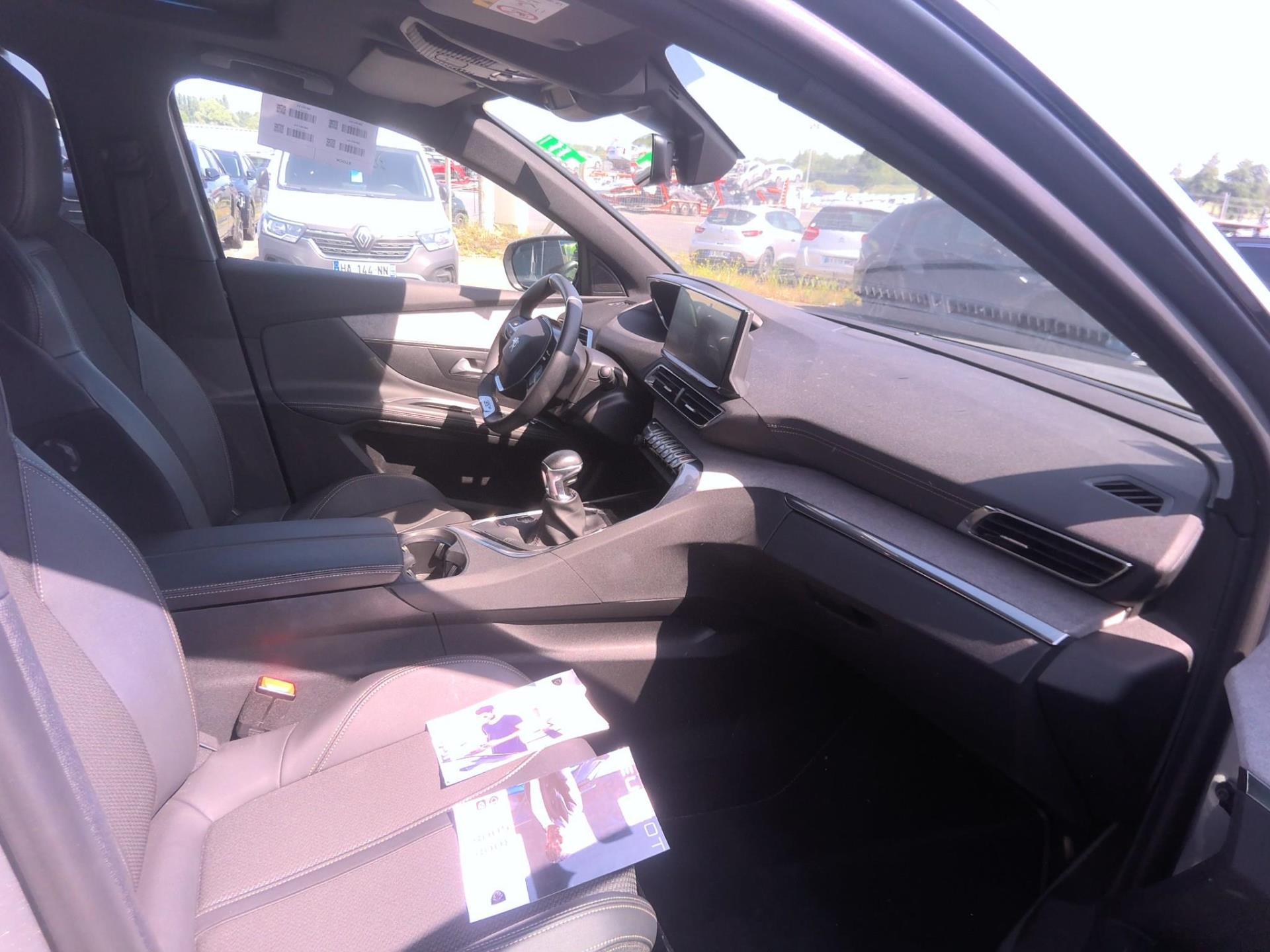 Peugeot 5008 PureTech 130ch S&S BVM6 GT 2023