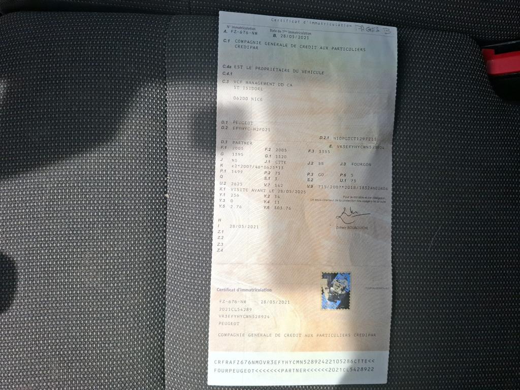 Peugeot PARTNER FOURGON STANDARD 650 KG BLUEHDI 100 S&S BVM5 ASPHALT 2021