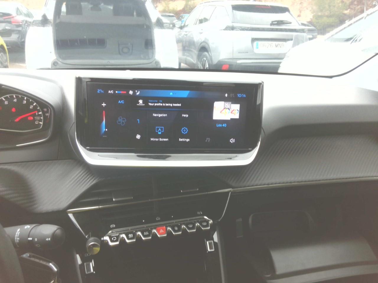 Foto Peugeot 208 8