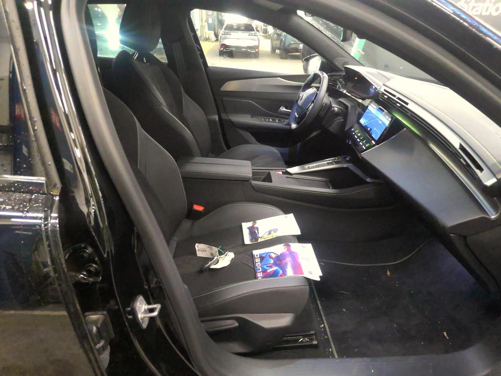 Peugeot 408 PureTech 130 ch S&S EAT8 GT 2024