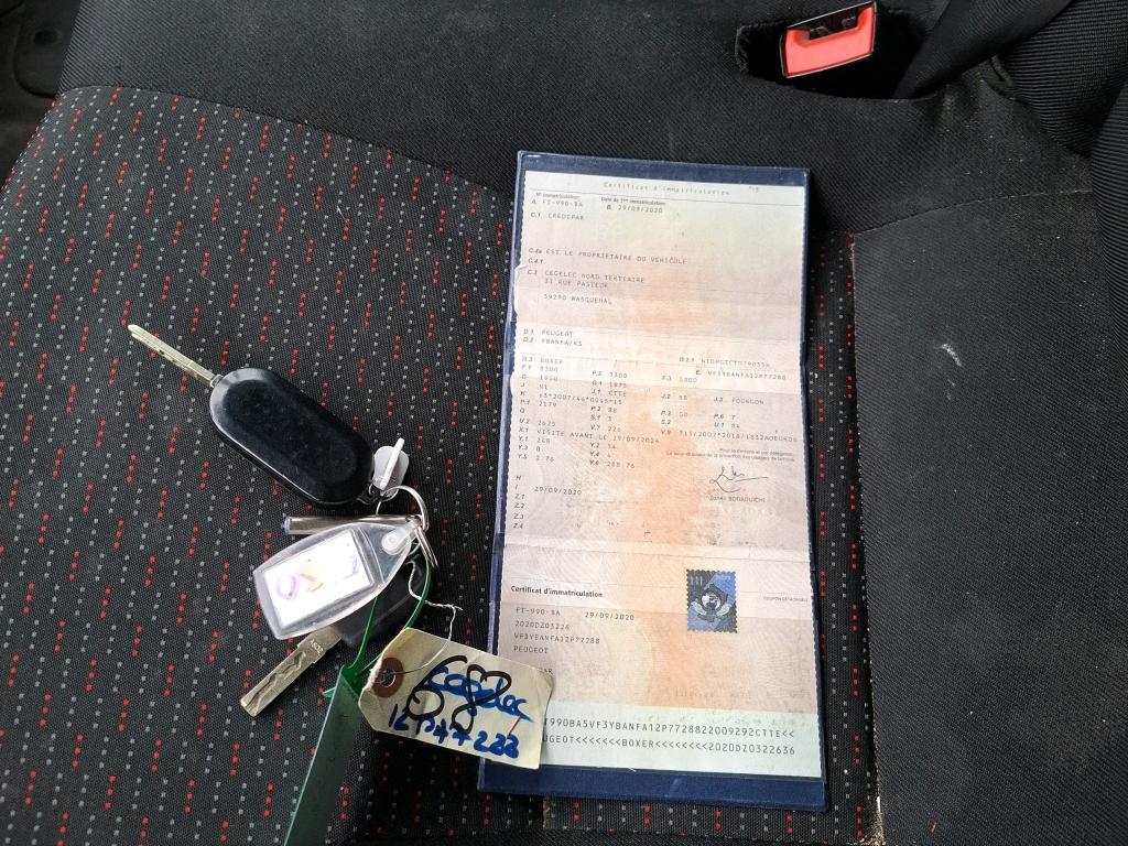 Peugeot BOXER TOLE 333 L1H1 BLUEHDI 120 S&S PREMIUM 2020