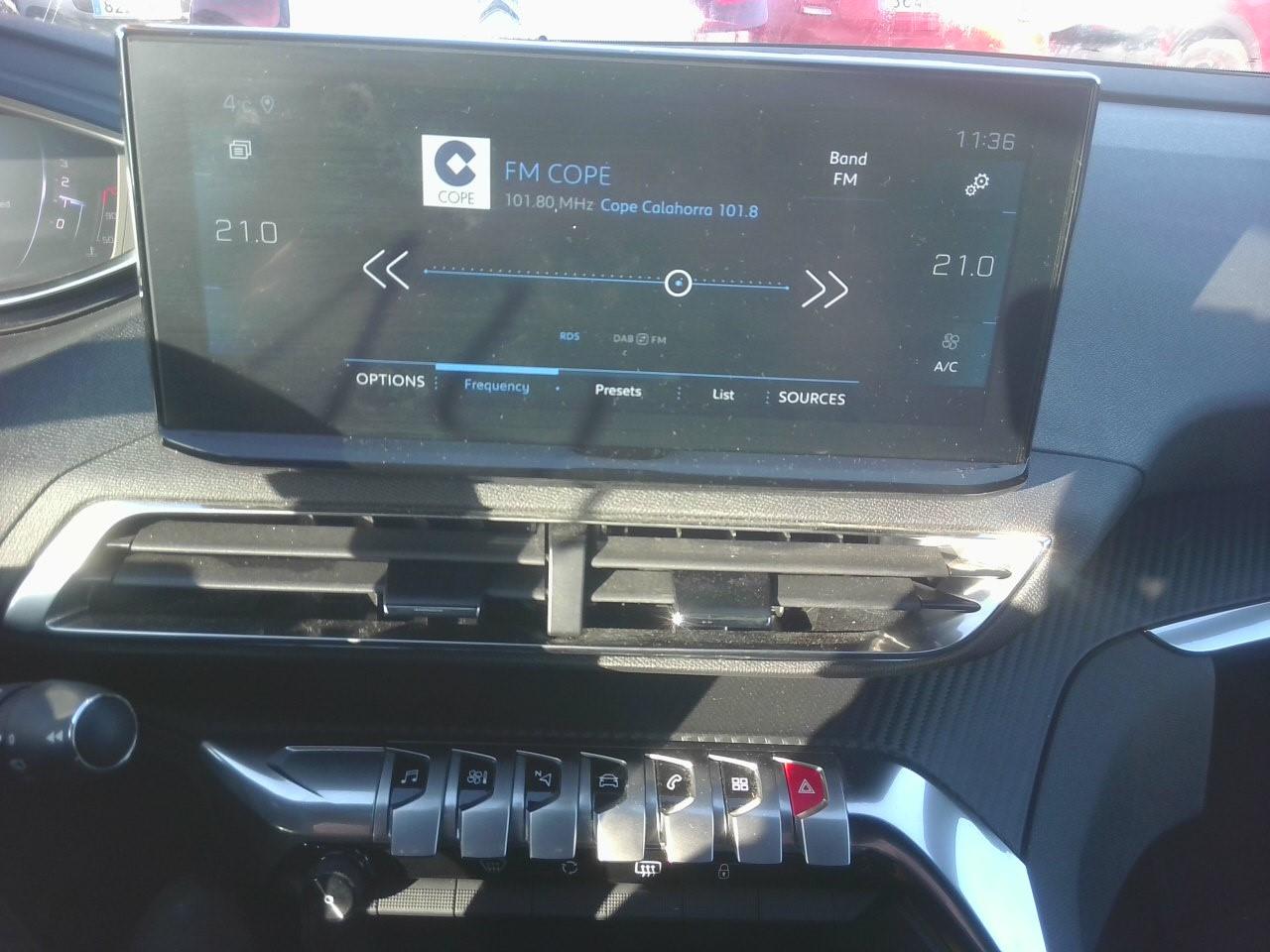 Foto Peugeot 3008 6