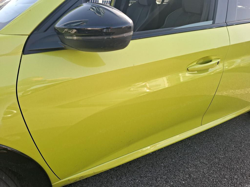 Peugeot 208 Hybrid 100 e-DCS6 GT 2024