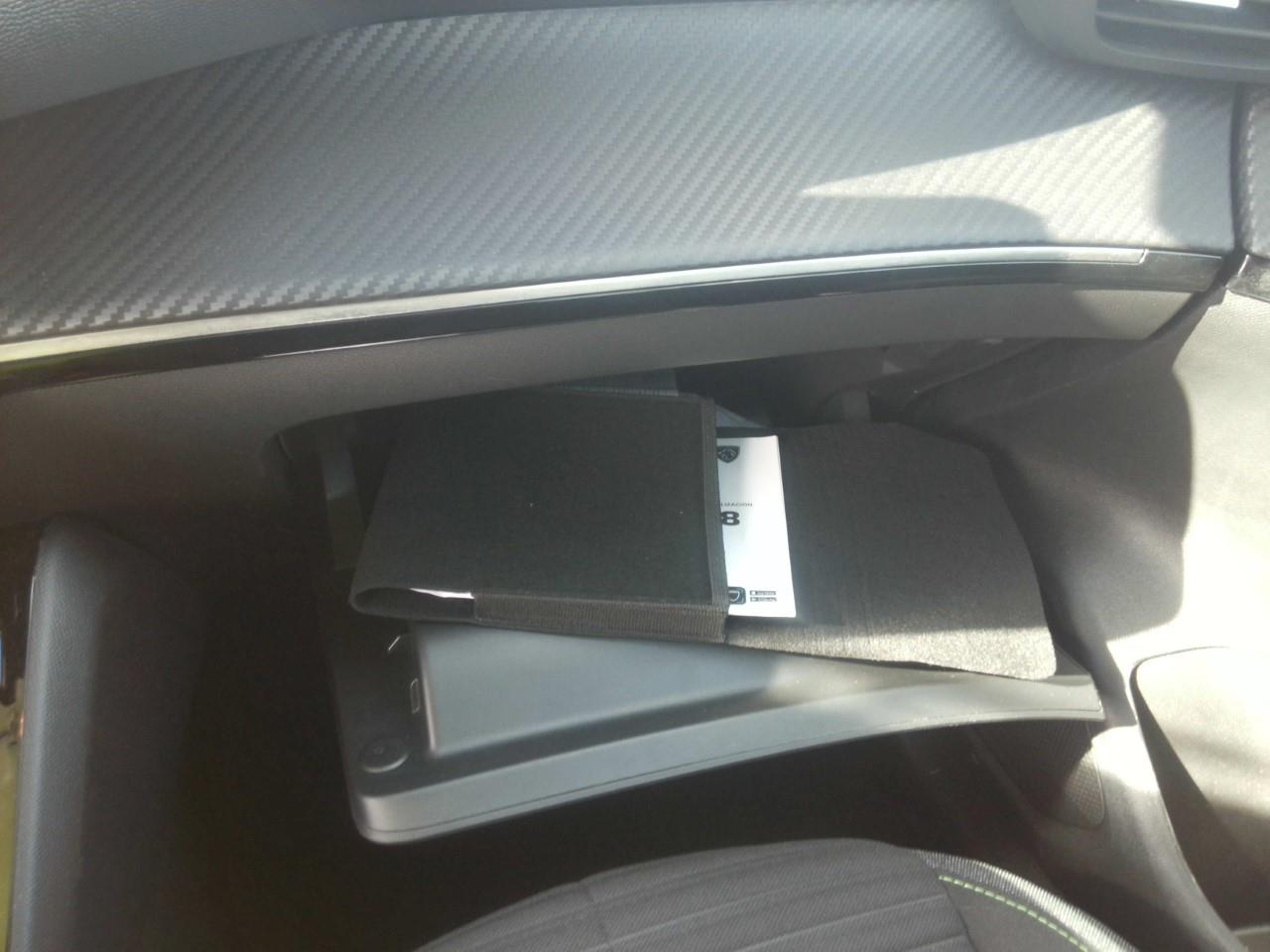 Foto Peugeot 208 9