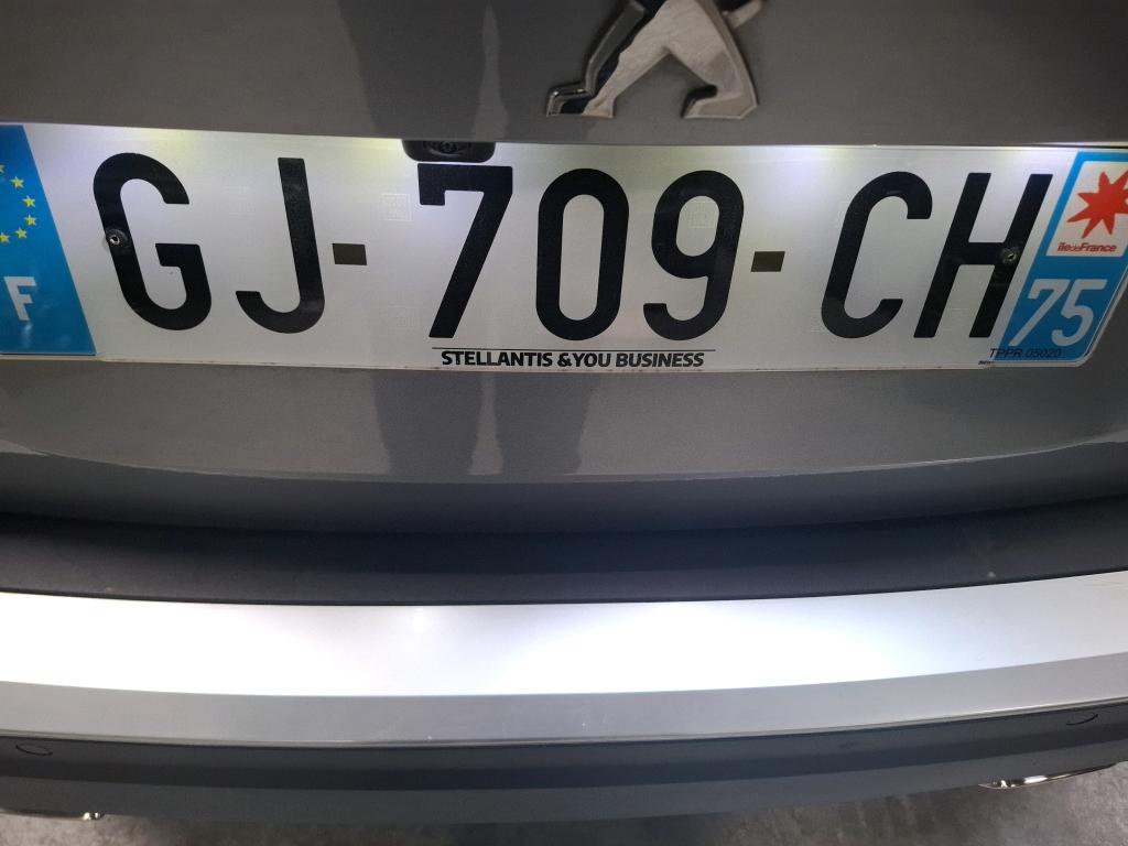 Peugeot 2008 PureTech 130 S&S EAT8 GT 2022