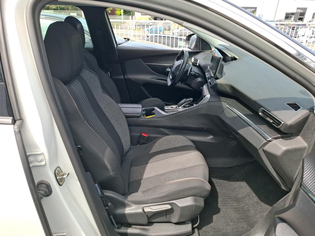 Peugeot 3008 BlueHDi 130ch S&S EAT8 Active Business 2021