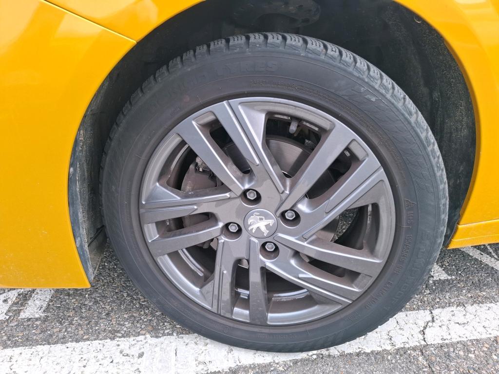 Peugeot 208 PureTech 100 S&S EAT8 Style 2022