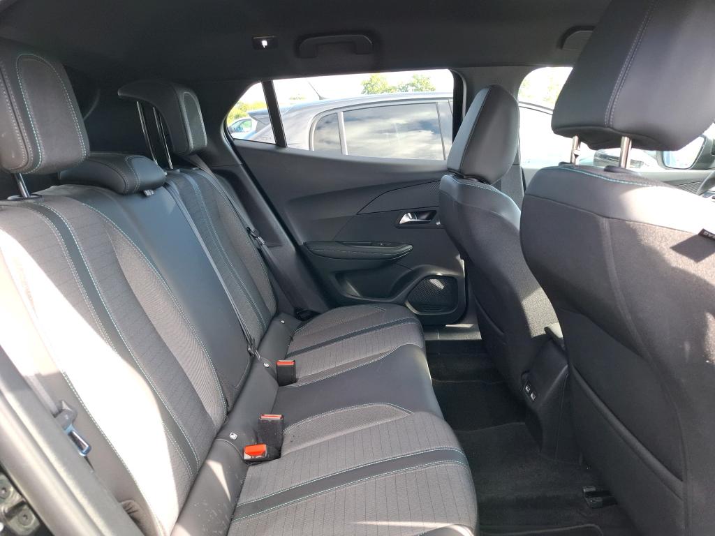 Peugeot 2008 BlueHDi 130 S&S EAT8 Allure 2023