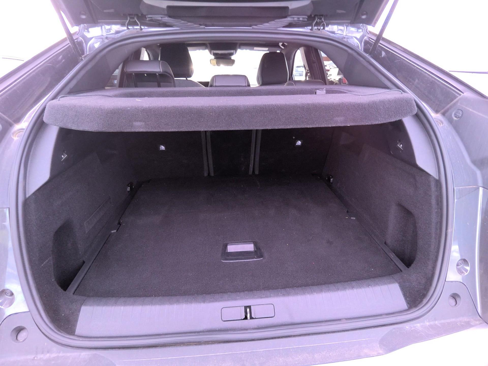 Peugeot 3008 Hybrid 136 e-DCS6 Allure 2024