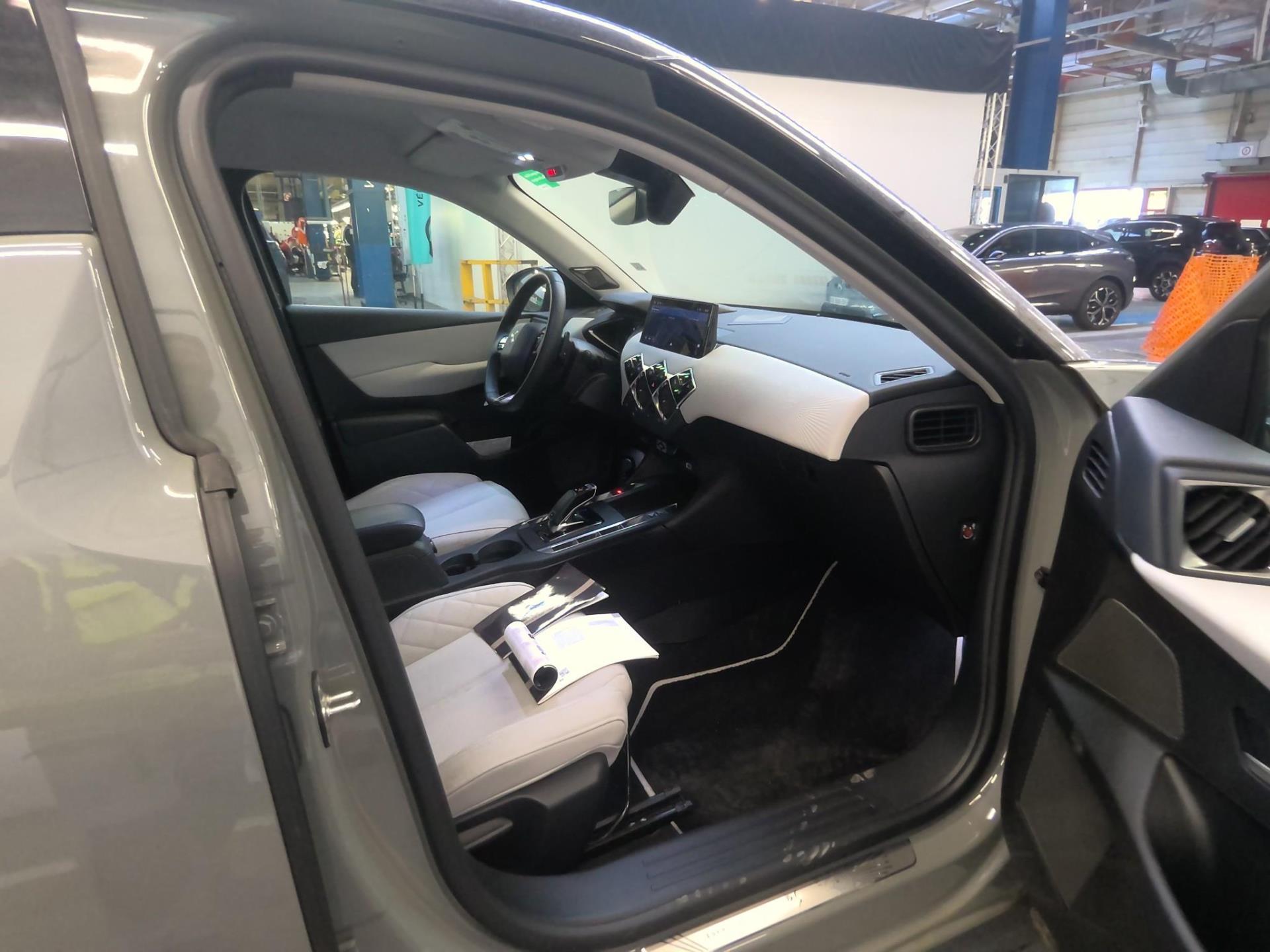 DS DS 3 PureTech 130 EAT8 Esprit de Voyage 2024