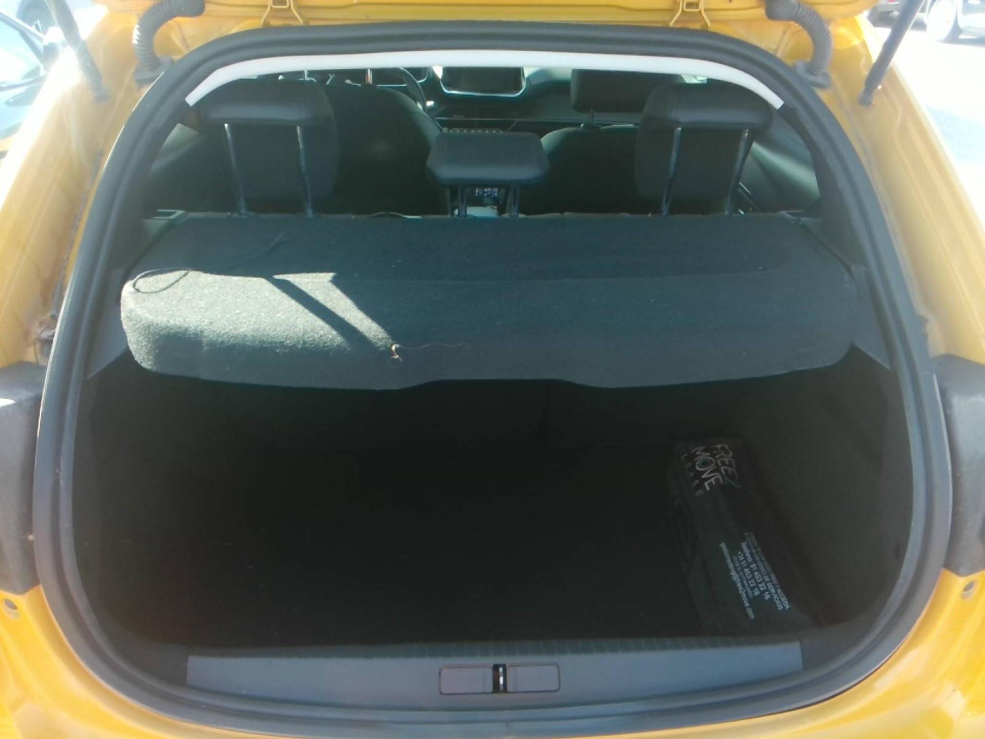 Peugeot 208 BlueHDi 100 S&S BVM6 Allure Pack 2021
