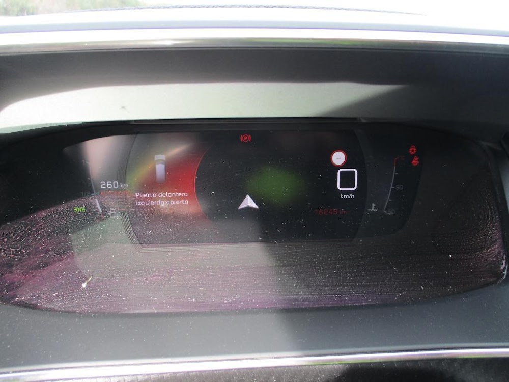 Foto Peugeot 2008 11