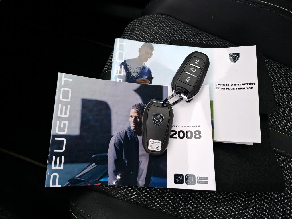 Peugeot 2008 PureTech 130 S&S EAT8 GT 2024