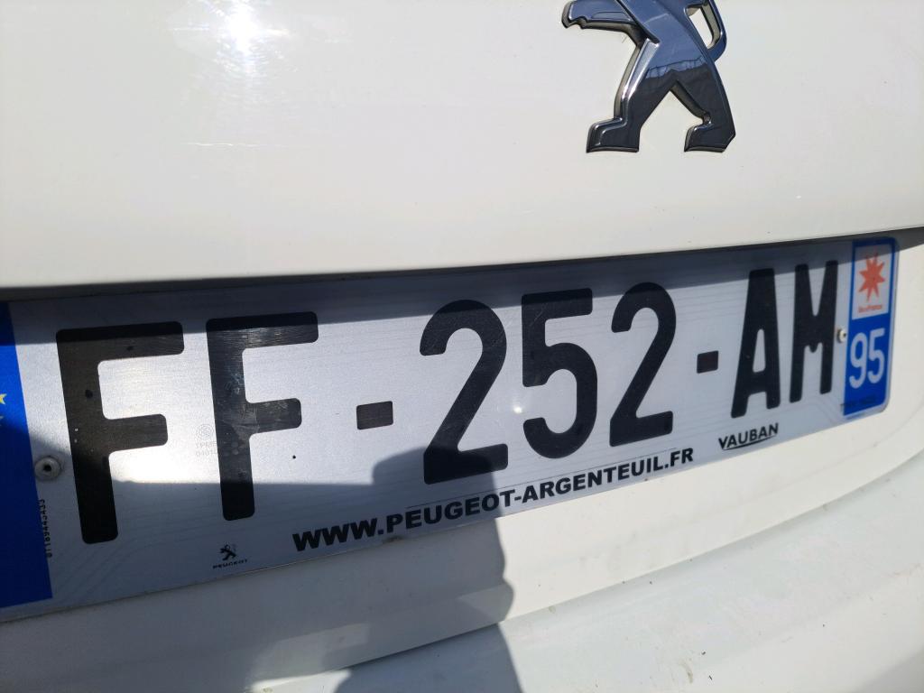 Peugeot 208 AFFAIRE BLUEHDI 100 S&S BVM5 PREMIUM PACK 2019