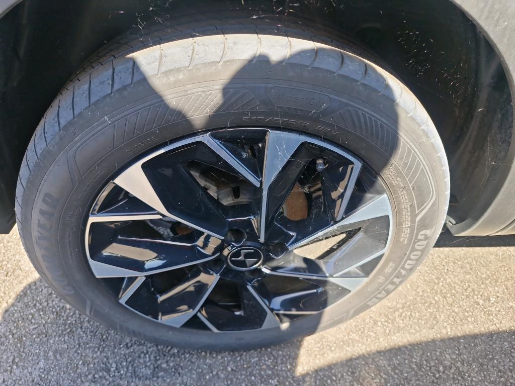 DS DS3 Crossback PureTech 130 EAT8 Rivoli 2023