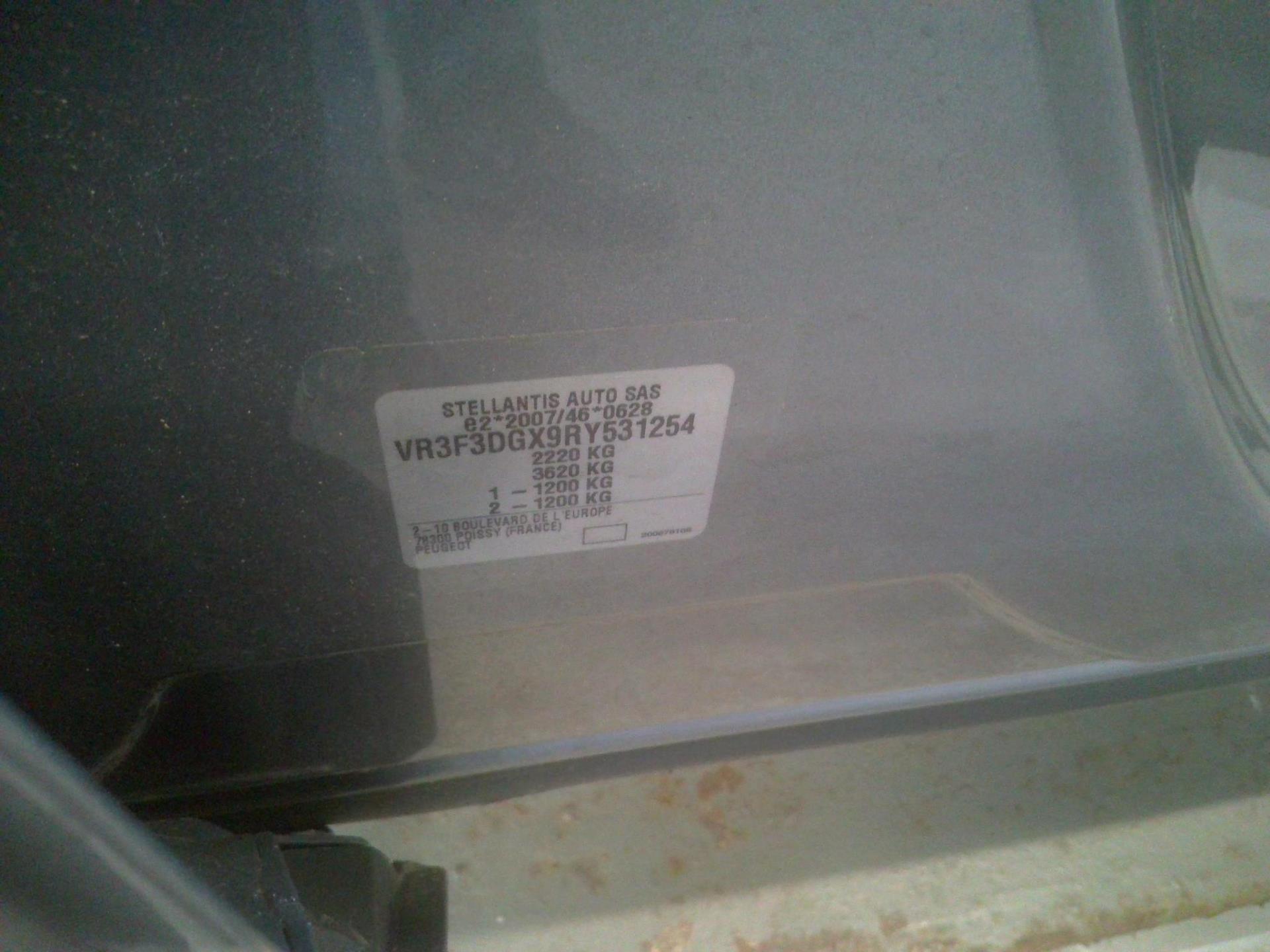 Peugeot 408 PHEV 180 e-EAT8 Allure 2024