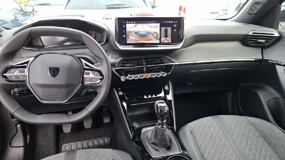 Foto Peugeot 2008 11